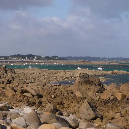 Bed & Breakfast Bretagne Vintage & Caravan: Rustic Glamping Experience *